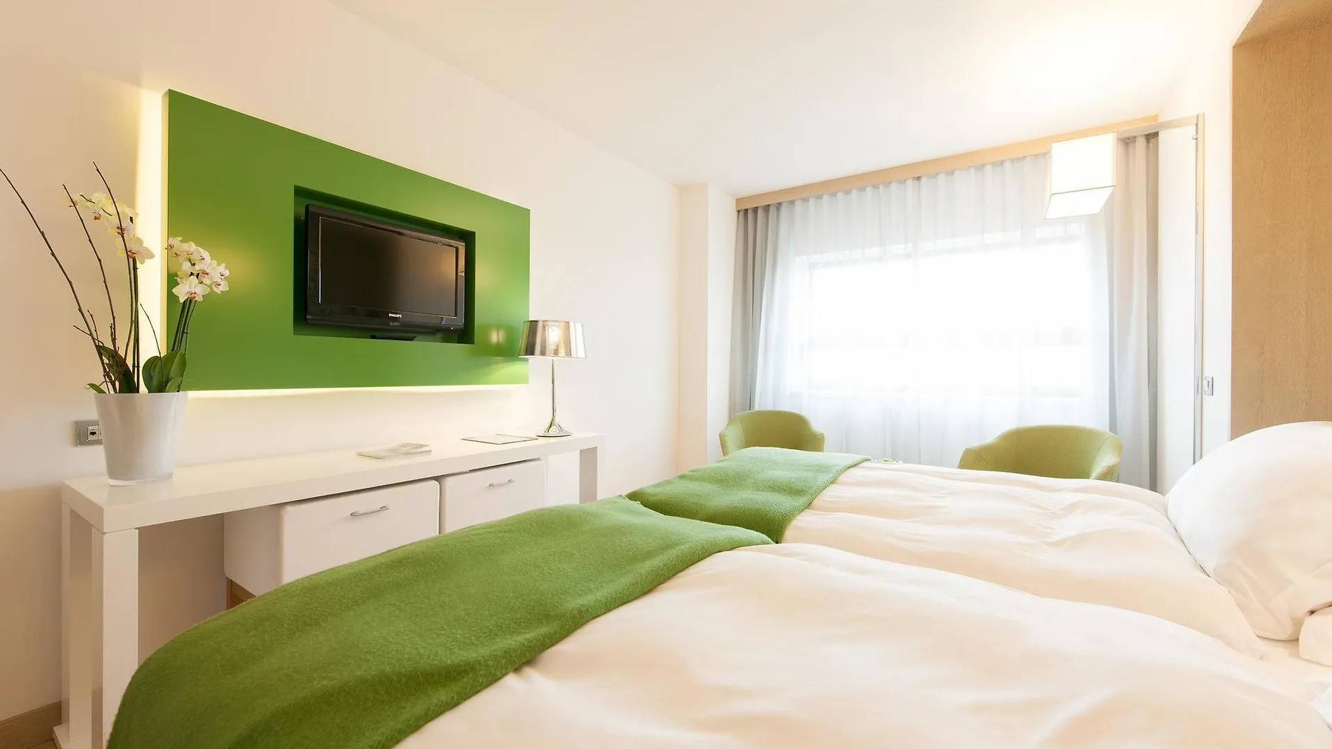 Occidental Praha Five Hotel 4*, Praag