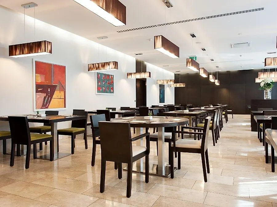 Occidental Praha Five Hotel